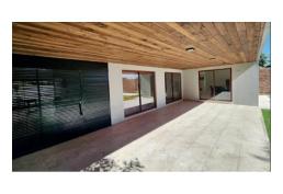 Hermosa casa 2 pisos, Con Piscina, en mas de 470mtrs2