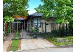Hermosa Casa Ubicada En Los Jardines De Talca