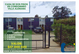 Casa de dos pisos en condominio