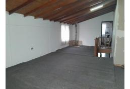 ¡Excelente Oportunidad! Casa con Local Comercial en Pleno Chillán