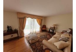 EN LA REINA HERMOSA CASA EN VENTA