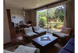 CASA FAMILIAR EN LAS CONDES. GRAN OPORTUNIDAD