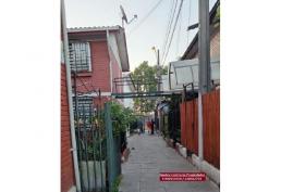 Casa 2 pisos. 3 Dorm. El Bosque