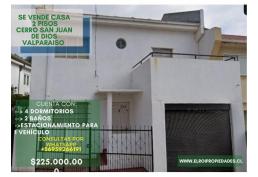 SE VENDE CASA 2 PISOS