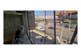 Se Arrienda Propiedad con Oficinas y Bodegas Comerciales