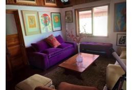 hermosa casa en barrio con alra plusvalia