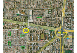 CASA CON LOCAL COMERCIAL