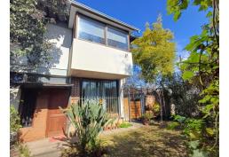 Casa Villa Frei. Ñuñoa. 2 Pisos - 3 Dorm - 2 Baños. Dueño Vende