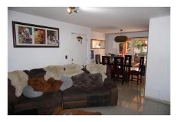 CASA CON PISCINA EN VALLE LO CAMPINO