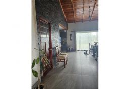 casa con terreno 16000 m2 piscina, quincho, hermoso lugar