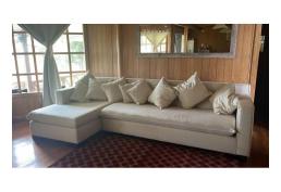 Propiedad versátil con bosque y acceso al mar