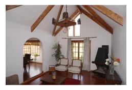 CASA CON PISCINA EN PARCELA DE AGRADO EN PAINE CHADA