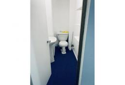 Local comercial a pasos del metro Manquehue