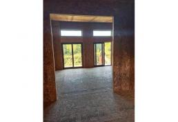 Casa nueva en Parcela de 1/2 hctra