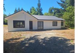 Casa en arriendo en parcela 1/2 héctarea