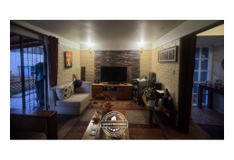 VENDE HERMOSA Y AMPLIA CASA EN LA FLORIDA