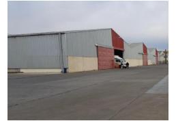 Amplia Bodega con oficinas, baños e instalaciones, 3.179 m2.