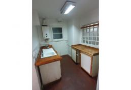 Amplio Departamento Santiago Centro a pasos Metro Santa Ana