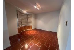 PRECIOSA CASA EN VENTA, VALLE LO CAMPINO, QUILICURA