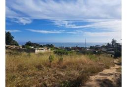 Sitio en zona urbana para loteo con vista al mar