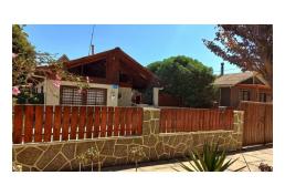 Venta casa playa aislada material solido en condominio