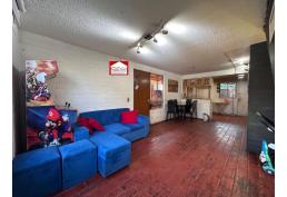 SE VENDE ACOGEDORA CASA, COMUNA QUILICURA.