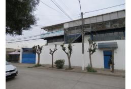 VENTA PROPIEDAD INDUSTRIAL EN TRIGAL - ESTACIÓN CENTRAL