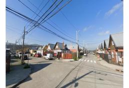 Remodelada con piscina, para vivir relajadamente con los Suyos