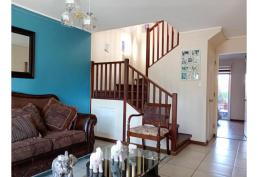 Remodelada con piscina, para vivir relajadamente con los Suyos