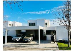 Exclusiva Casa Santa Elena De Chicureo Dueño Directo