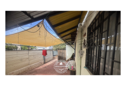 VENDE AMPLIA CASA ESQUINA DE DOS PISOS EN PUENTE ALTO