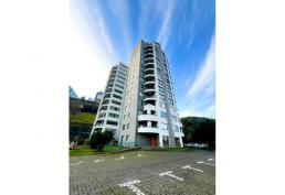 DEPARTAMENTO CON EXTRAORDINARIA UBICACIÓN, IDEAL PARA QUIENES BUSCAN CONECTIVIDAD Y COMODIDAD.