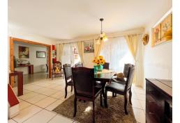 HERMOSA CASA EN VENTA EN SERENA ORIENTE, SAN JOAQUIN, LA SERENA