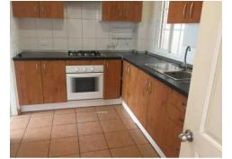 Vende casa en condominio Bosques de Curauma, excelente sector