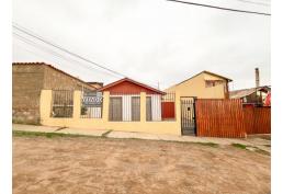 CASA EN VENTA  A PASOS DE AVENIDA JUAN CISTERNAS, LA SERENA.