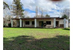 PARCELA EN PIRQUE, LOS CUATRO SILOS A 10 MINUTOS DEL CENTRO 9300 UF CON DOS CASAS