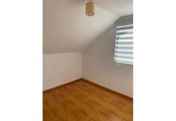 Se arrienda casa independiente en Santa María de Maipú 3D+2B $800.000