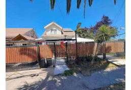 Vendo casa 4d-3b-2e Av La Farfana Comuna Maipú RM