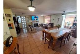 Vendo casa 4d-3b-2e Av La Farfana Comuna Maipú RM