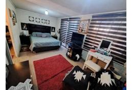 Vendo casa 4d-3b-2e Av La Farfana Comuna Maipú RM