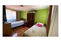 Casa esquina SE VENDE pasaje Cerrado ESTACION CENTRAL