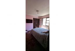 Venta casa en La Cisterna Amplio terreno.Villa Augusto Biaut.