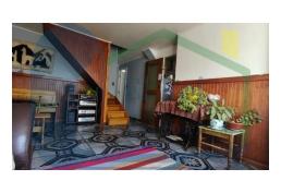 AMPLIA CASA DE DOS PISOS EN SECTOR RESIDENCIAL