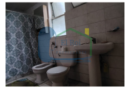 CASA CON GRAN TERRENO