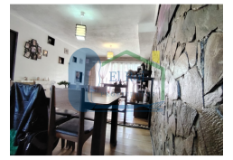 CASA DE DOS PISOS EN RECINTO CERRADO