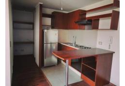 Dpto. Sector Metro Santa Lucia, muy cercano a plaza San Isidro