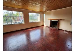 Se Arrienda Casa En Sector Residencial Comuna Isla De Maipo