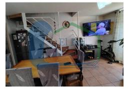 Casa de Dos Pisos con Amplio Patio – Quilpué