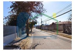 TERRENO PLANO CON CASA DE CONTRUCCION SOLIDA PARA REMODELAR