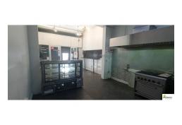 Arriendo local de Comida al Paso ¡Oportunidad única en Santiago Centro!